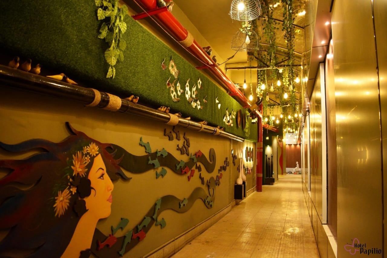 Hotel Papilio Malda Bagian luar foto